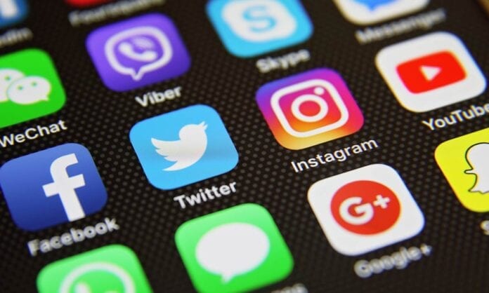 Réseaux sociaux